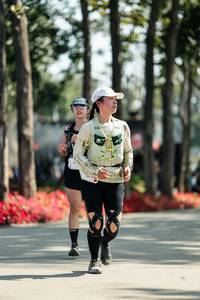 BIB: 
                            <button type="button" onclick="openModal(27387598)" class="btn btn-primary btn-sm float-right btn-popup" data-toggle="modal" data-target=".modal-high-quality">
                        <i class="fas fa-shopping-cart"></i> Add to Cart
                    </button>
                                            <button type="button" onclick="isThisMe(27387598, true)" class="btn btn-success btn-sm float-right btn-popup btn-isme hidden" data-toggle="tooltip" data-placement="bottom" title="นี่คือรูปของคุณใช่ไหม คลิกที่นี่เพื่อเอาเข้าอัลบั้ม">
                        <i class="fas fa-plus"></i> Add to album
                    </button>
                    <button type="button" onclick="isThisMe(27387598, false)" class="btn btn-warning btn-sm float-right btn-popup btn-isnotme hidden">
                        <i class="fas fa-ban"></i> Remove from album
                    </button>